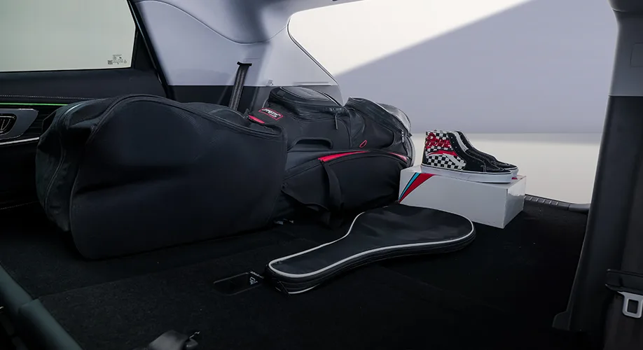 super-large-luggage